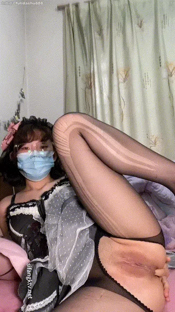 嗨酱 黑丝制服诱惑，手扣菊花 ☀️爆菊 淫欲不断【129.4MB/5分钟】